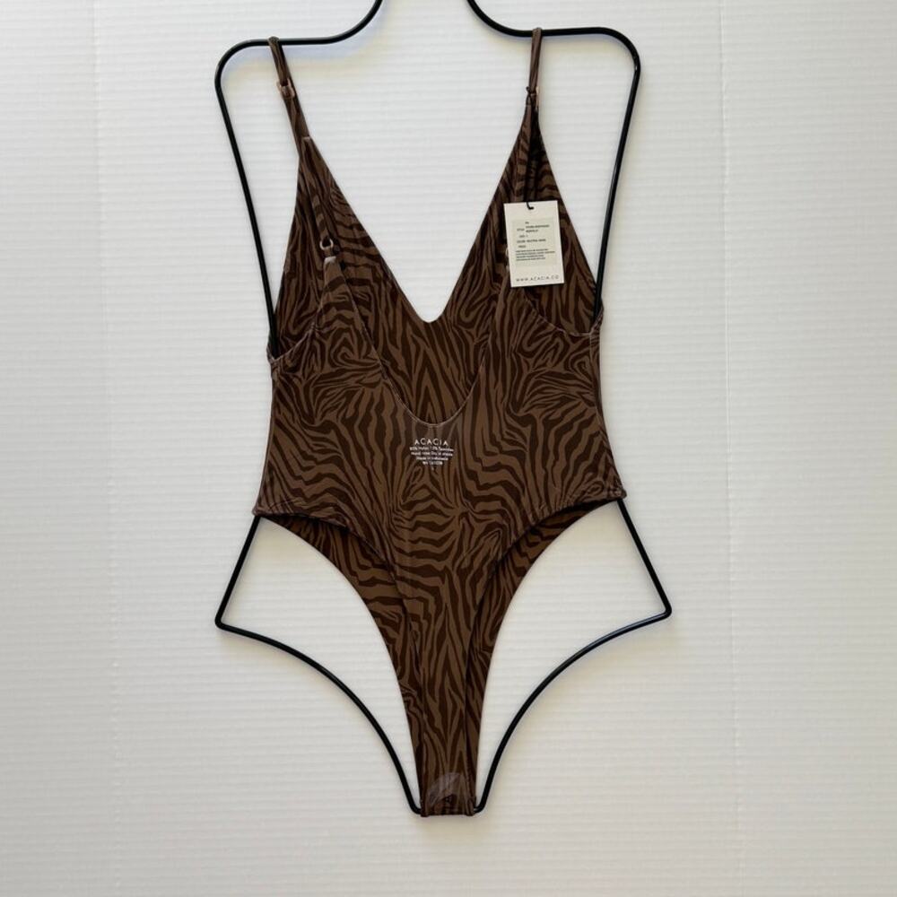 Acacia Bodywear Tavira Lining Bodysuit - Neutral Mares - V-Neck - Minimal Cut - Picture 3 of 10